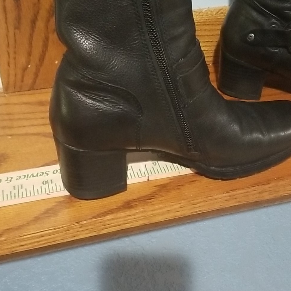 Harley Davidson Boots - Picture 3 of 5